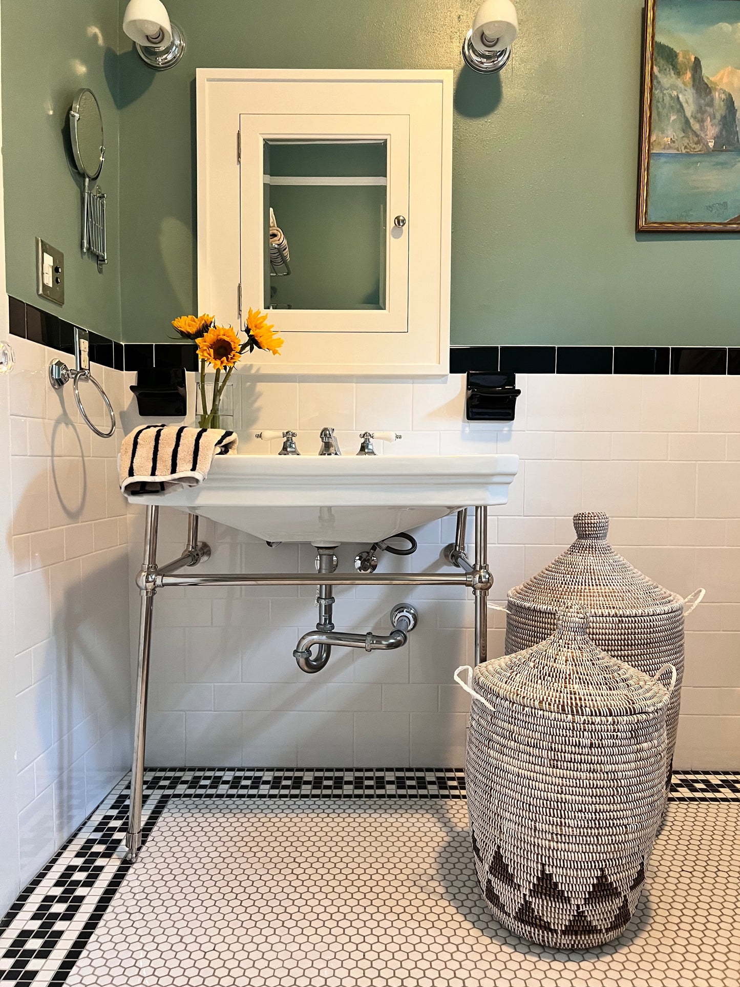 Nesting Laundry Baskets (2)