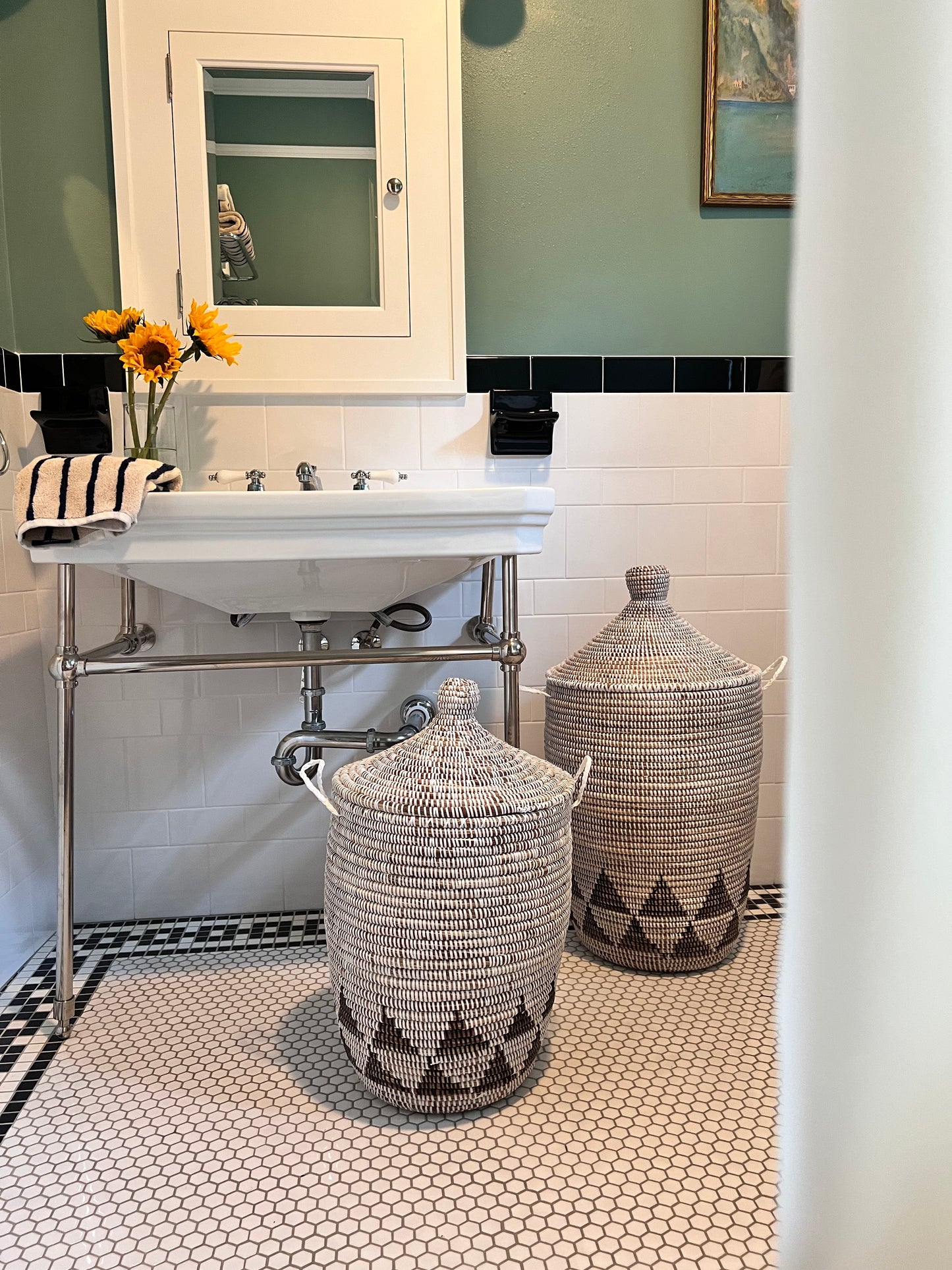 Nesting Laundry Baskets (2)