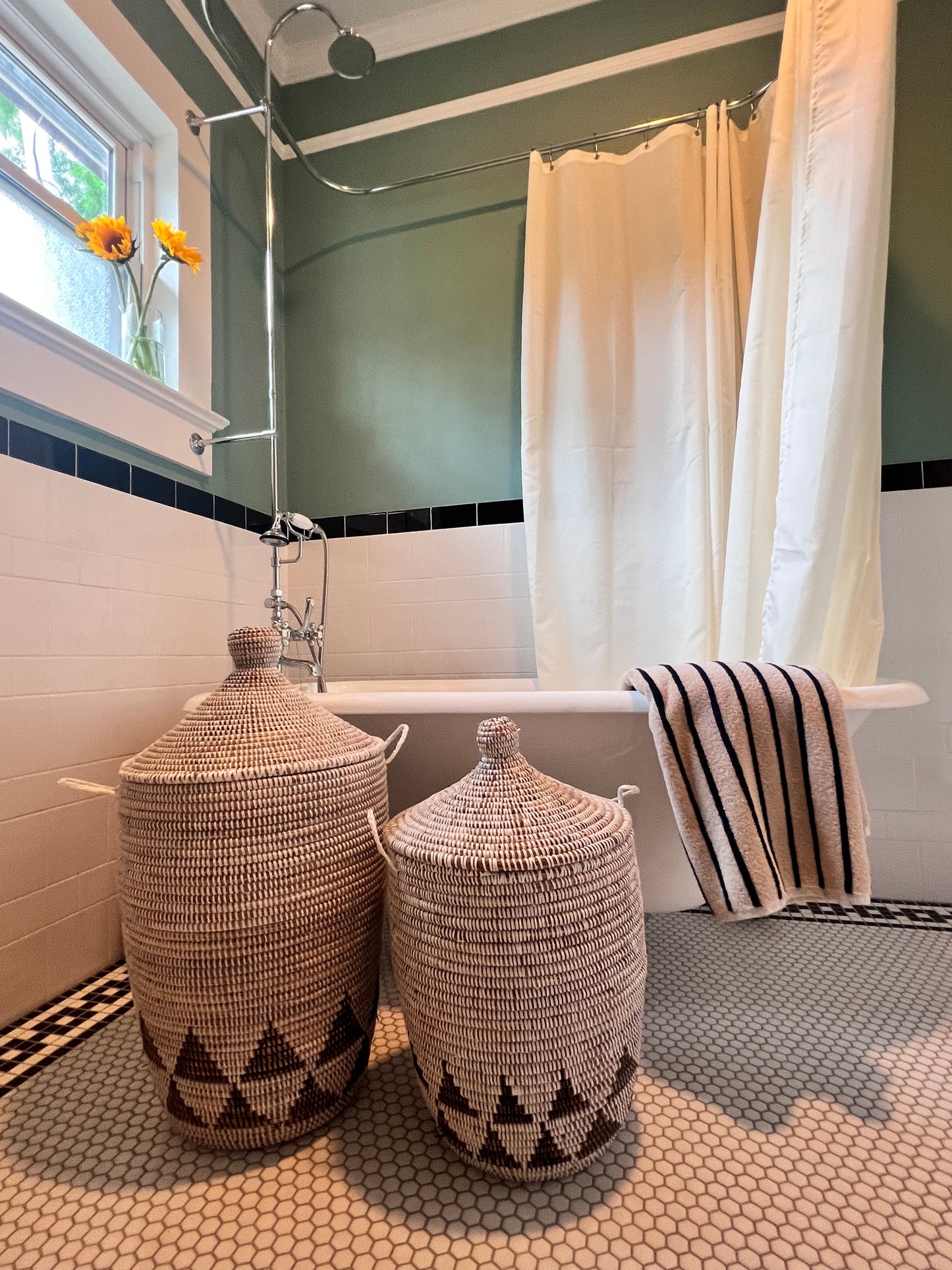 Nesting Laundry Baskets (2)